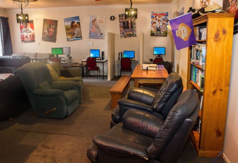 Hostel Geeky Gecko Backpackers 11