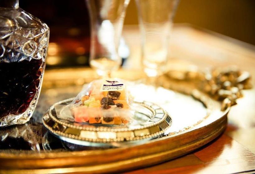 Bed and Breakfast Riverside Guest Lodge 16