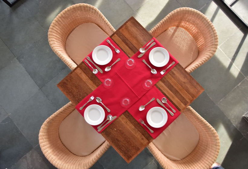 Hotel Cuckmere Holidays 9