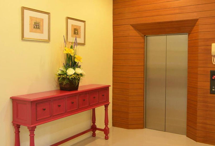 Hotel Issara Na Nakhon Living 17