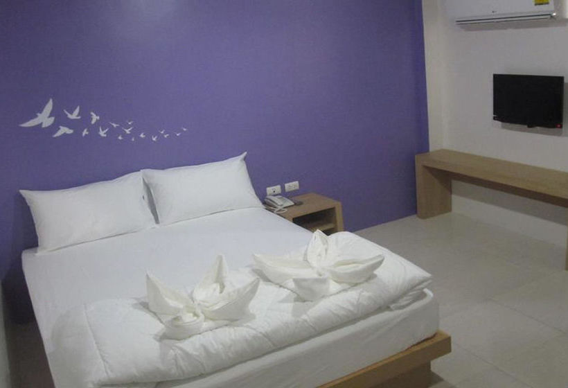 Hotel Issara Na Nakhon Living 7