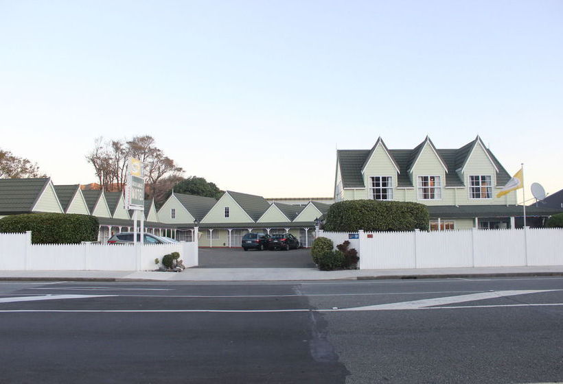 Green Gables Motel 13