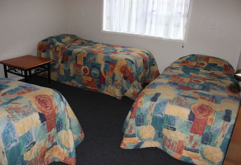 Green Gables Motel 14