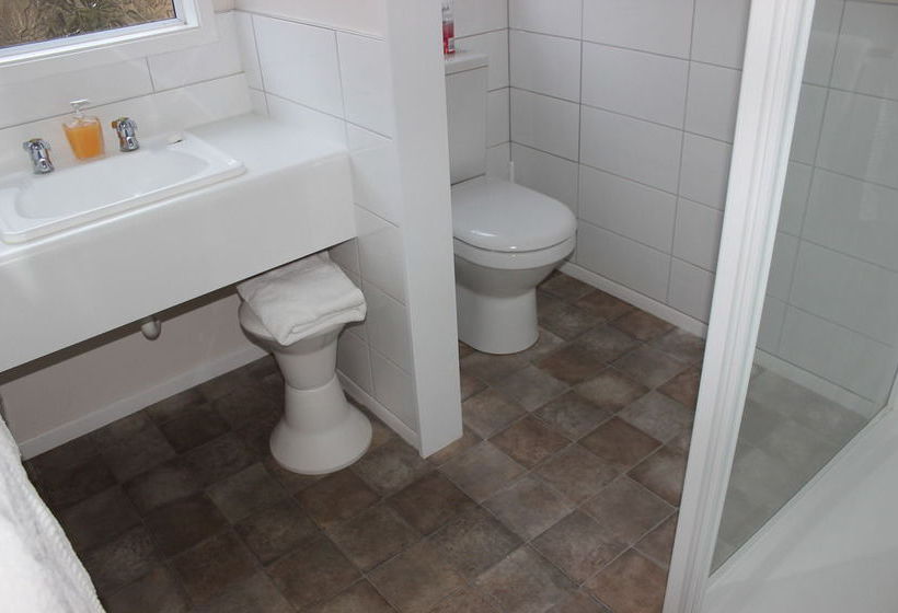 Green Gables Motel 2