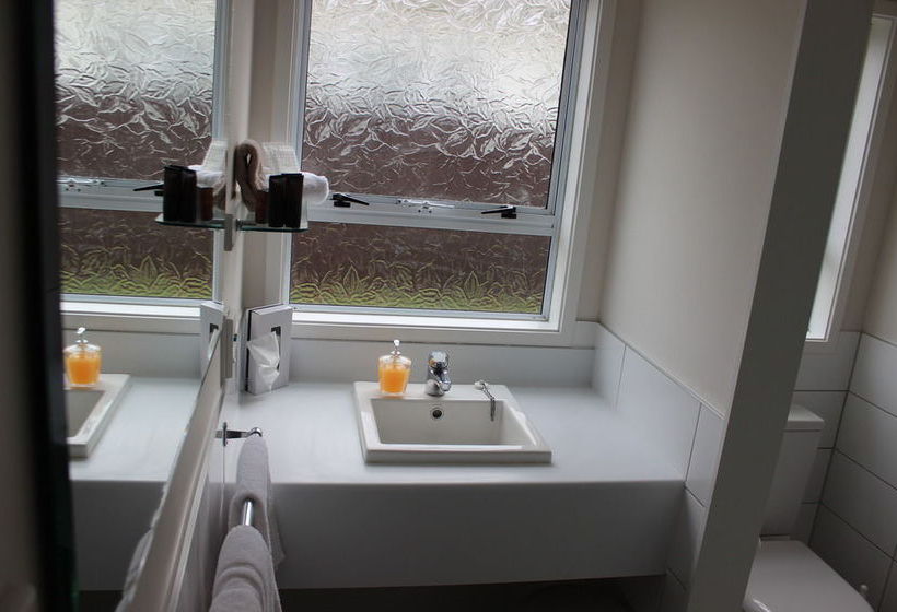 Green Gables Motel 7