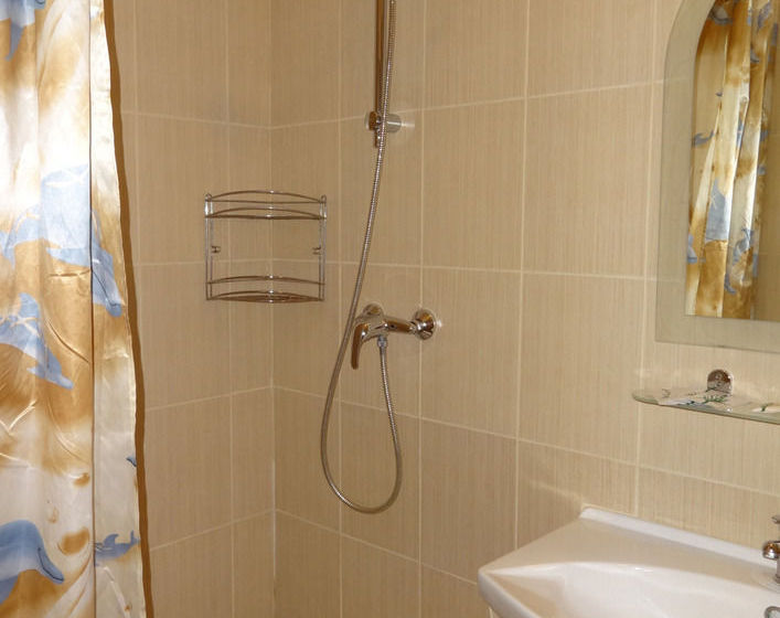 Hotel Pervomayskaya 18