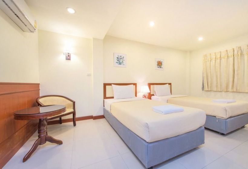 Hotel Nuntiya Terrace 12