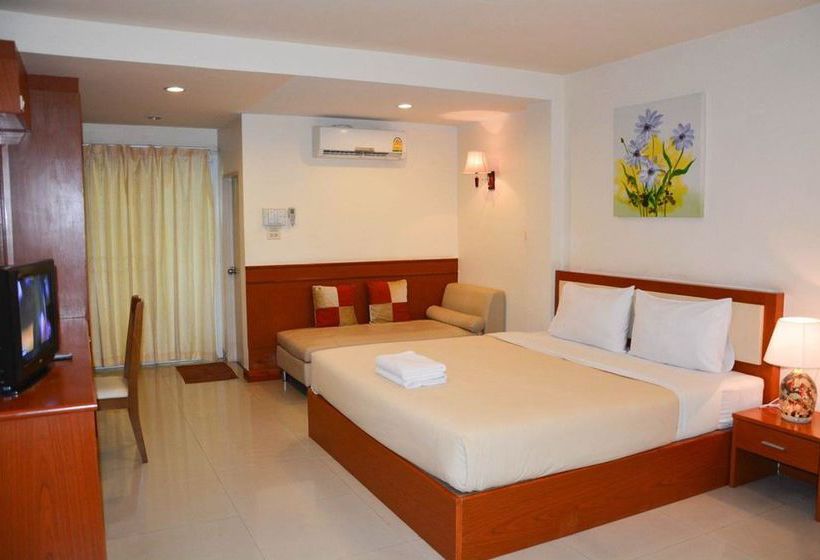 Hotel Nuntiya Terrace 13