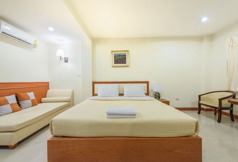 Hotel Nuntiya Terrace 15