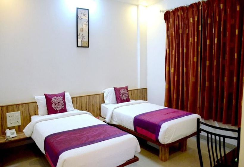 Hotel Oyo Rooms Sambhaji Nagar Thermax Pimpri 1