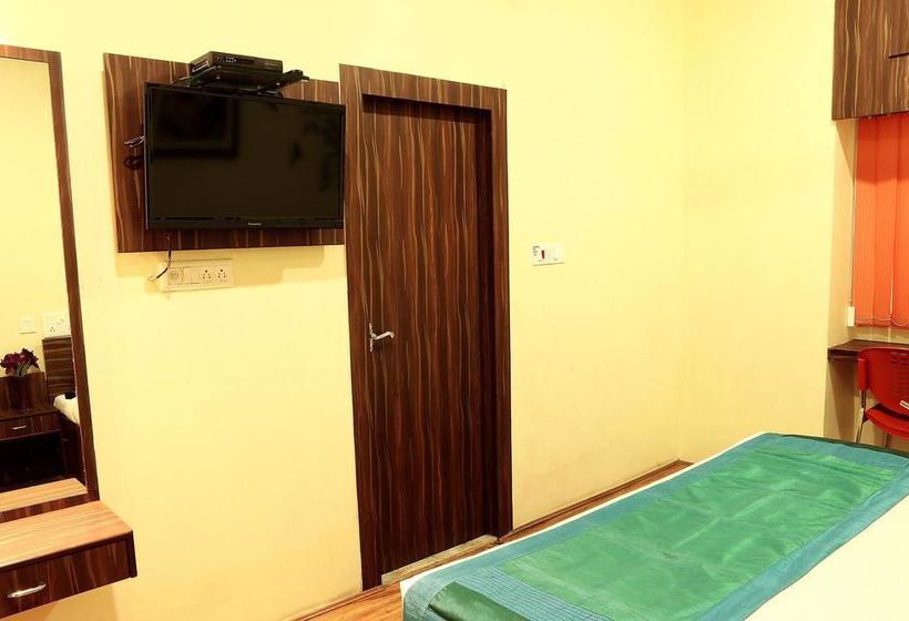 Hotel Oyo Rooms Sealdah Near Entally Market 11