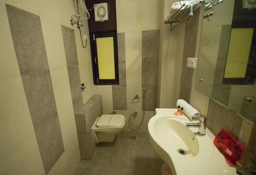 Hotel Oyo Rooms P Road Kanpur Uttar Pradesh