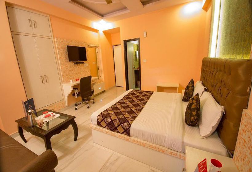 Hotel Oyo Rooms P Road 17