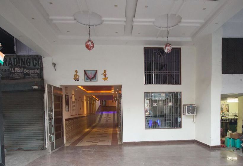 Hotel Oyo Rooms P Road 19