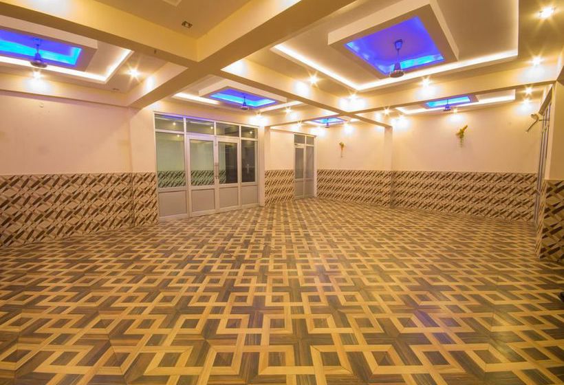 Hotel Oyo Rooms P Road 20