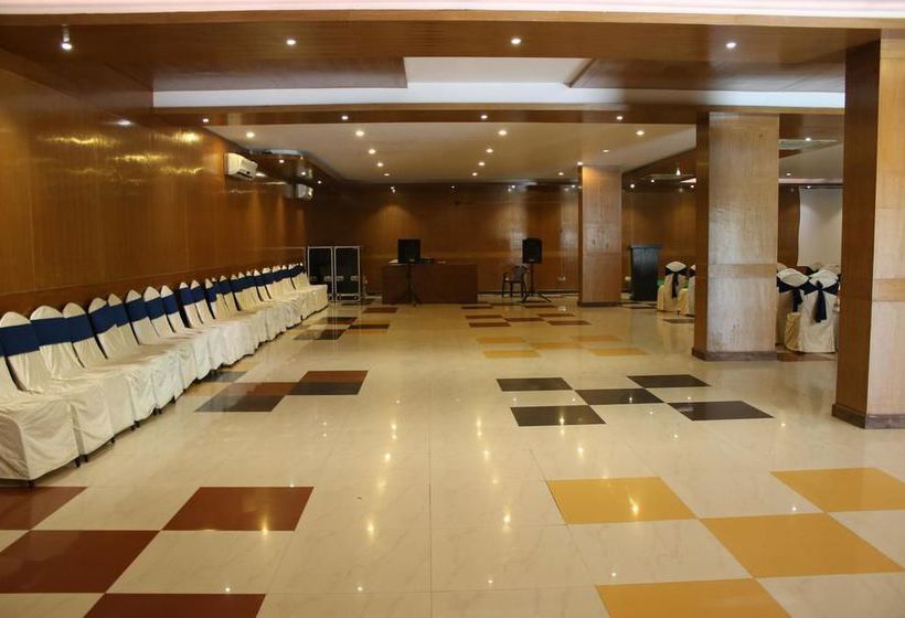 Hotel Oyo Premium Kosi River Resort Uttarakhand