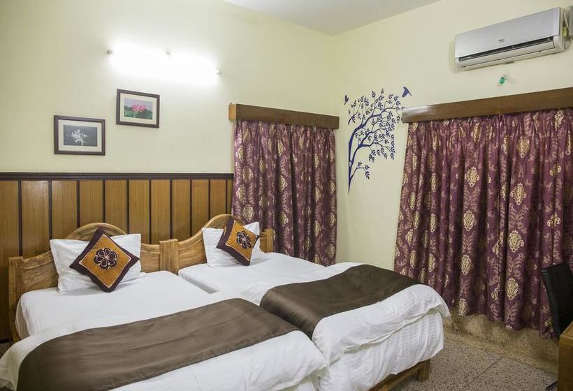 Hotel Oyo Rooms Rajmahal Square 2 11
