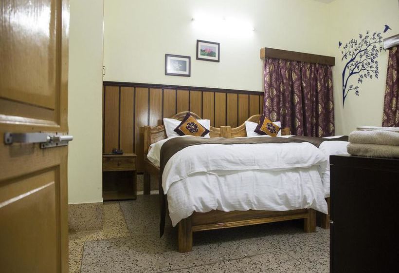 Hotel Oyo Rooms Rajmahal Square 2 12