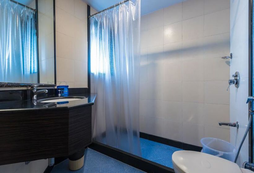 Hotel Oyo Premium Mumbai International Airport 3 3