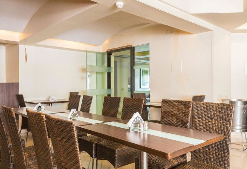 Hotel Oyo Premium Mumbai International Airport 3 4