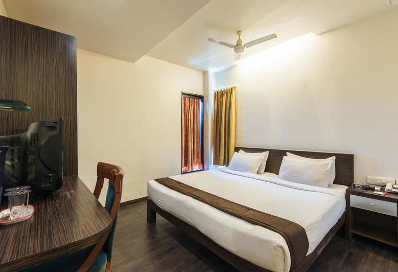 Hotel Oyo Premium Mumbai International Airport 3 5