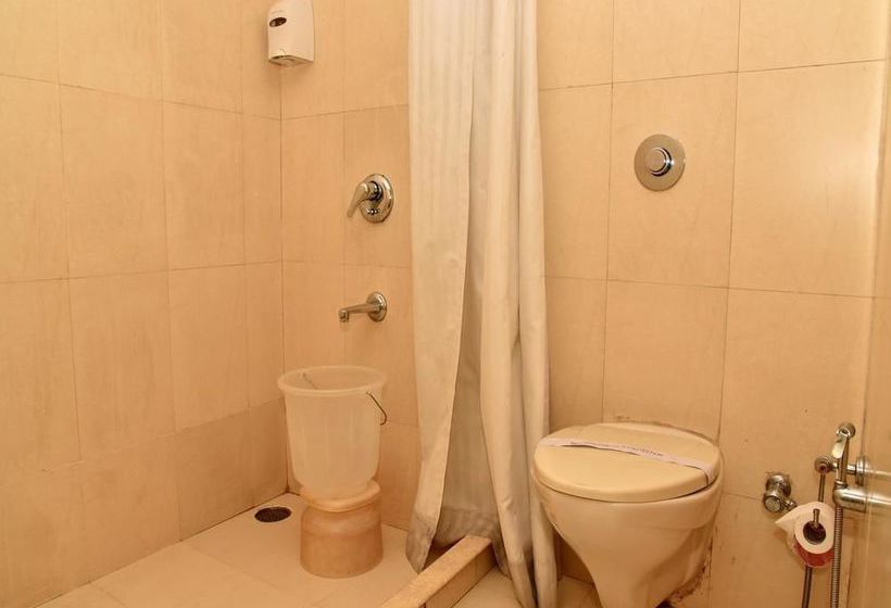 Hotel Oyo Premium Sector 43 B 3