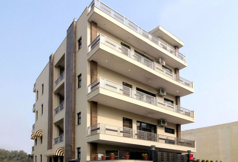 Hotel Oyo Flagship Medanta 13