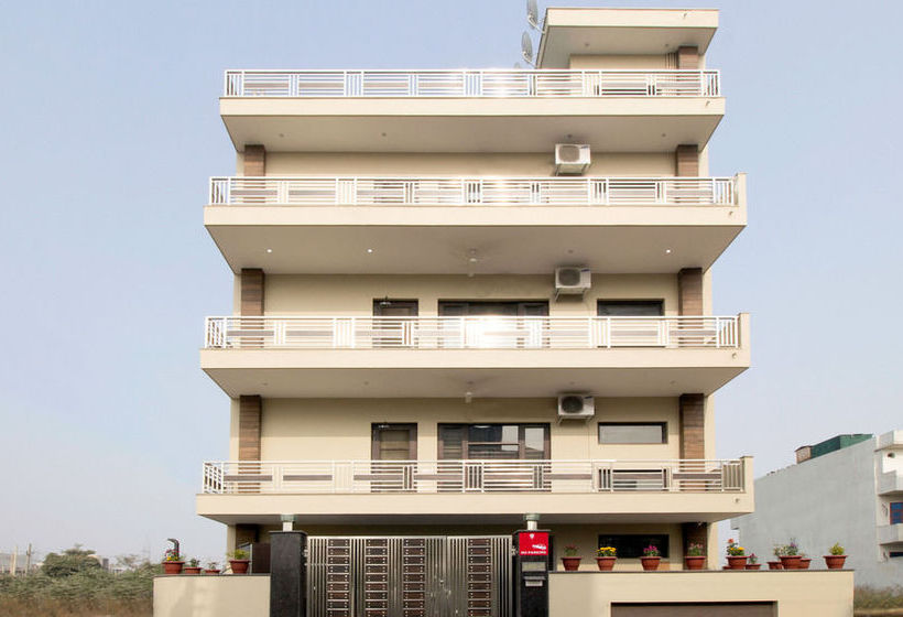 Hotel Oyo Flagship Medanta 4