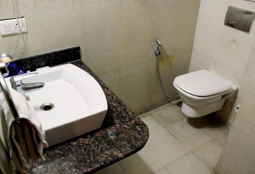 Hotel Oyo Premium 32 Milestone Ii 1