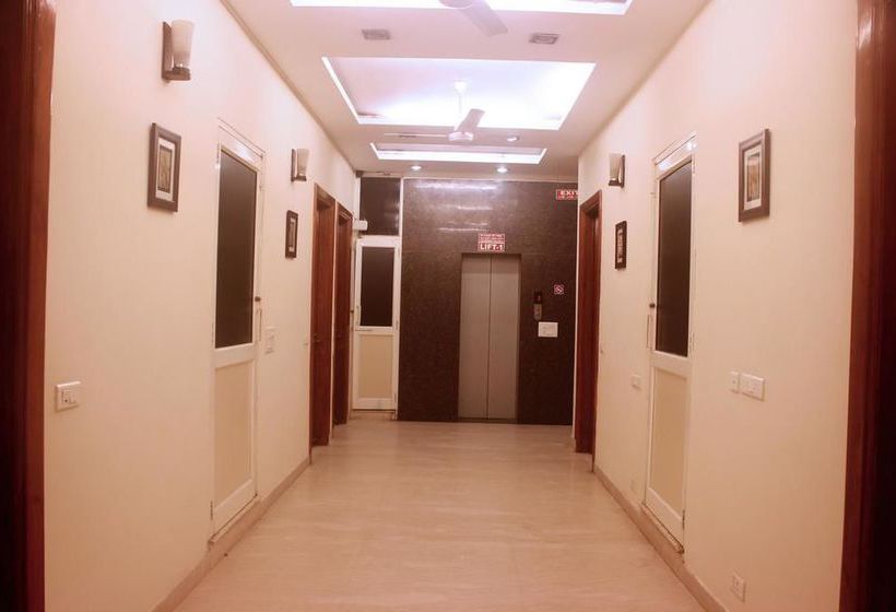 Hotel Oyo Premium 32 Milestone Ii 11