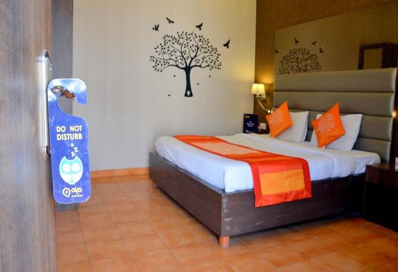 Hotel Oyo Premium Mall Road Cantt 13