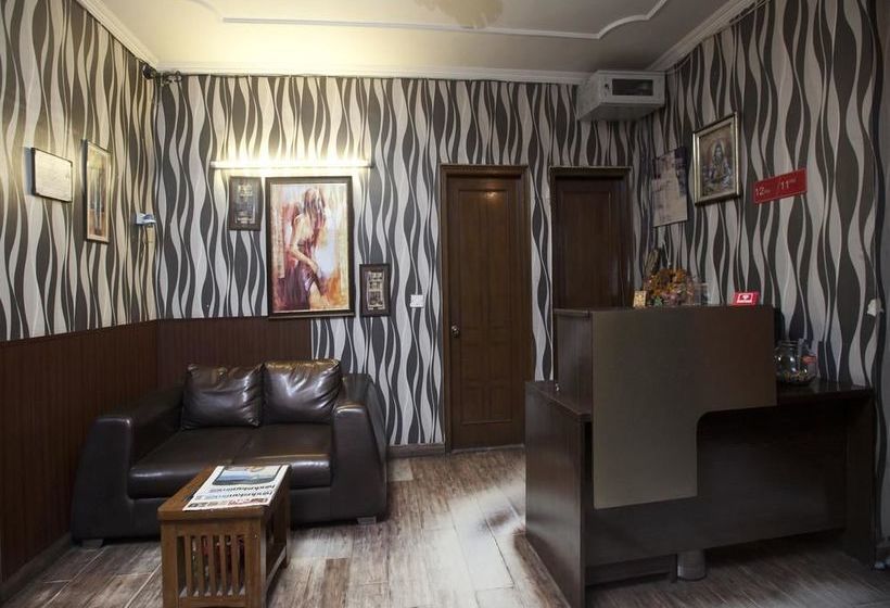 Hotel Oyo Rooms Sikanderpur Metro Dlf Phase 2 10