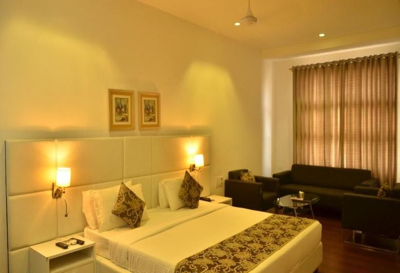 Hotel Oyo Rooms Kranti Chowk Jalna Road 11