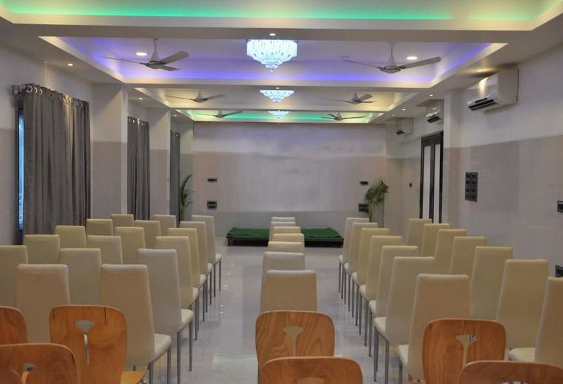 Hotel Oyo Rooms Mondha Naka Jalna Road Maharashtra