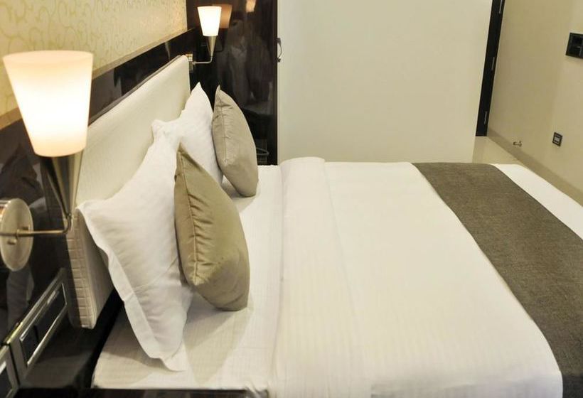 Hotel Oyo Rooms Mondha Naka Jalna Road 3