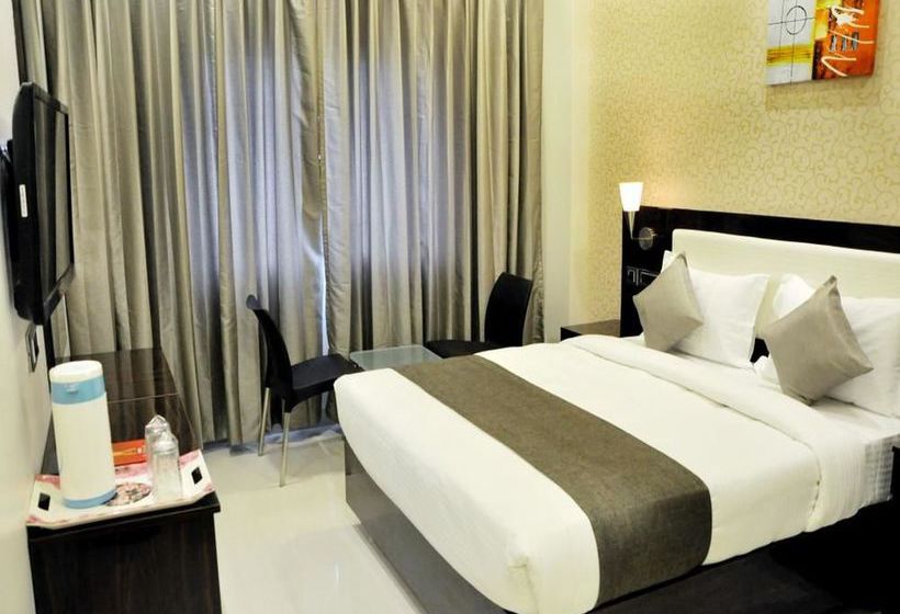 Hotel Oyo Rooms Mondha Naka Jalna Road 4