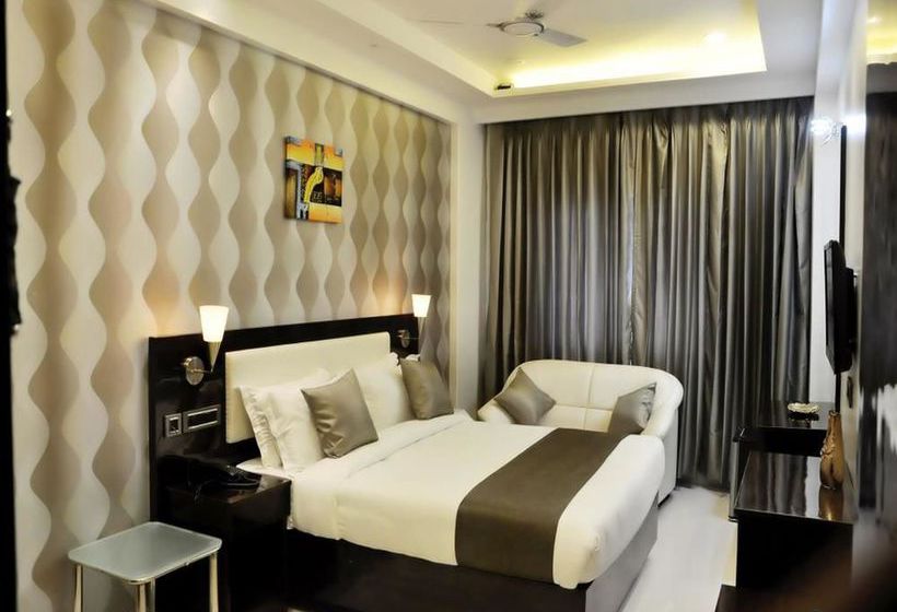 Hotel Oyo Rooms Mondha Naka Jalna Road 7