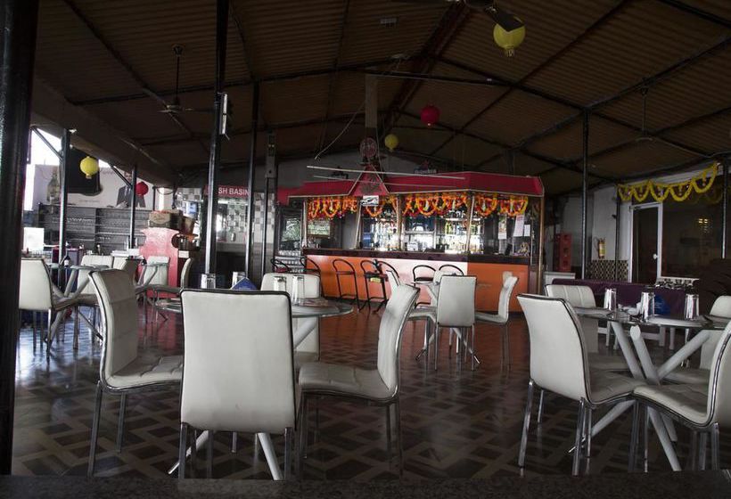 Hotel Oyo Premium Devka Beach Garden 2 3