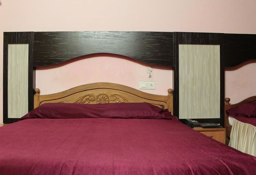 Hostal Hotel Sambit Royale 16