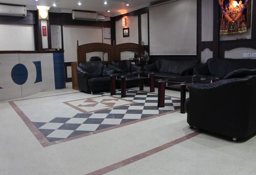 Hostal Hotel Sambit Royale 6