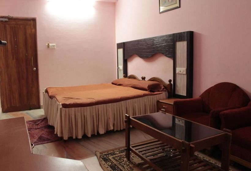 Hostal Hotel Sambit Royale 8