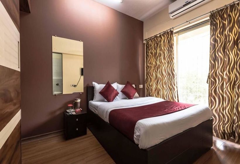 Oyo Apartments Bandra East 12