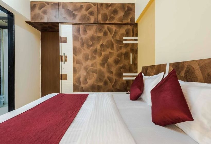 Oyo Apartments Bandra East 4