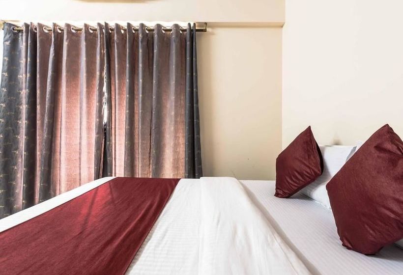 Oyo Apartments Bandra East 5