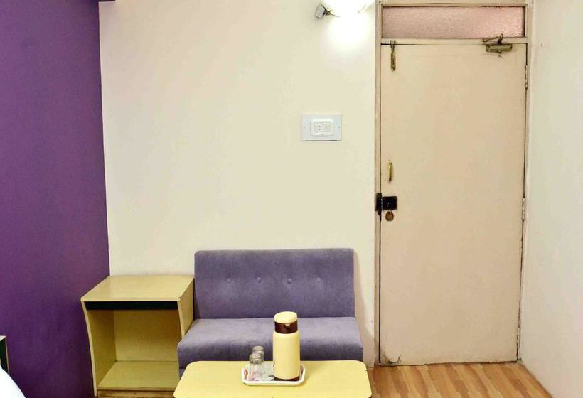 Hotel Oyo Rooms Railway Station Indore 18