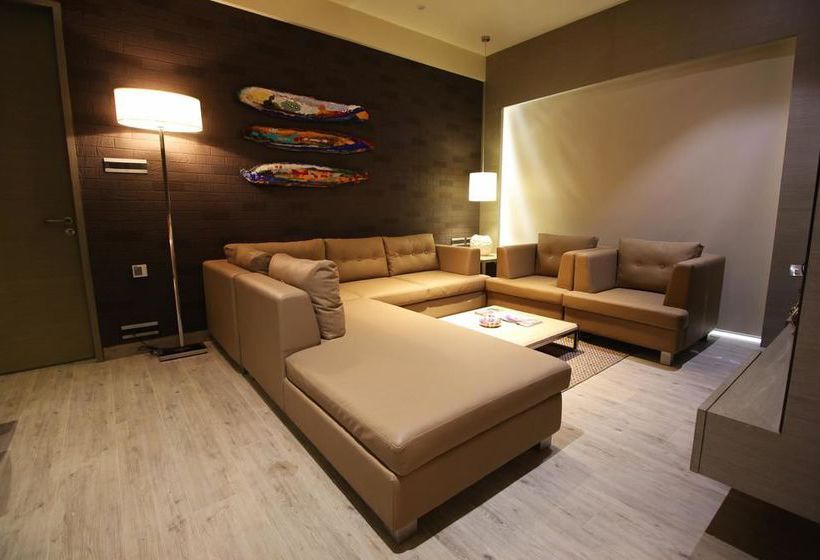 Hotel Oyo Elite Bopal Sp Ring Road 10