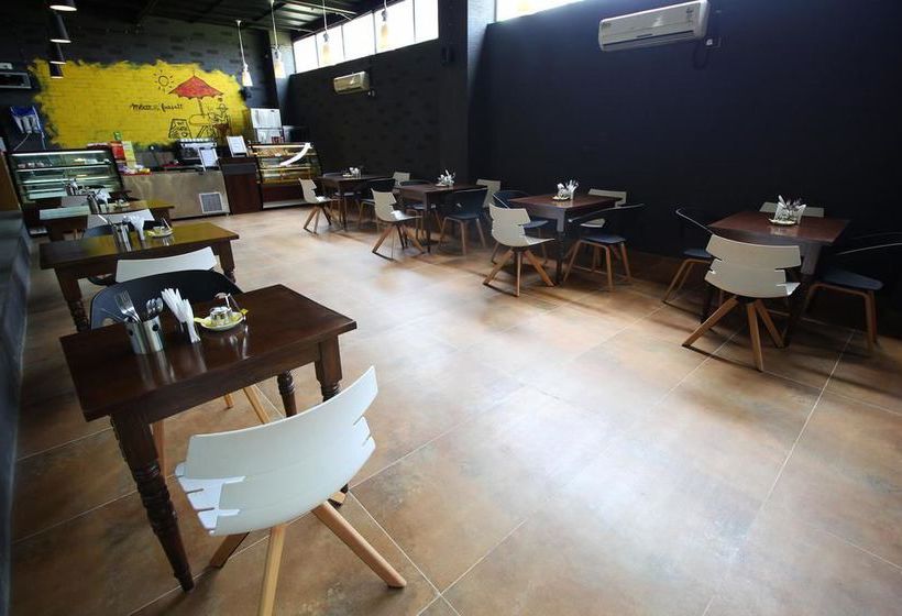 Hotel Oyo Elite Bopal Sp Ring Road 12