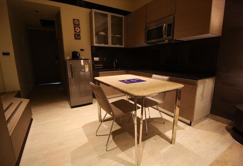 Hotel Oyo Elite Bopal Sp Ring Road 6