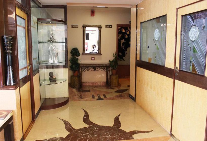 Hotel Oyo Premium Masani Road 6