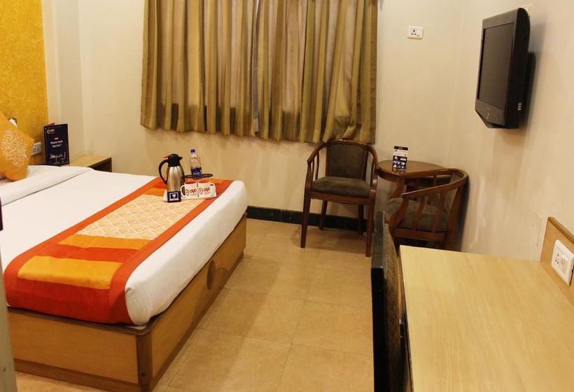 Hotel Oyo Premium Masani Road 8